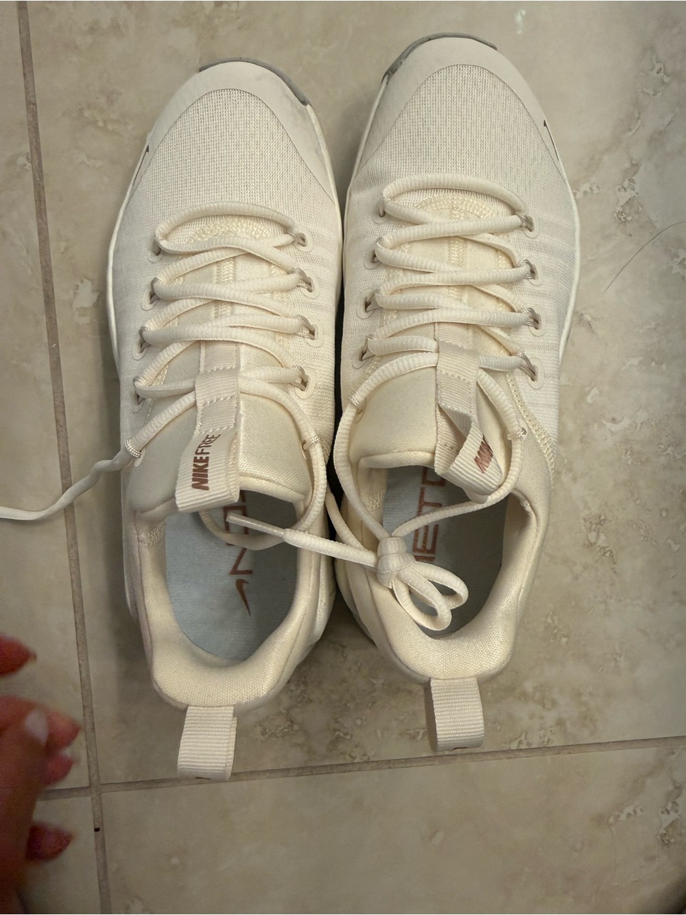 Nike Women's Cream/Off-White Lightweight Sneakers